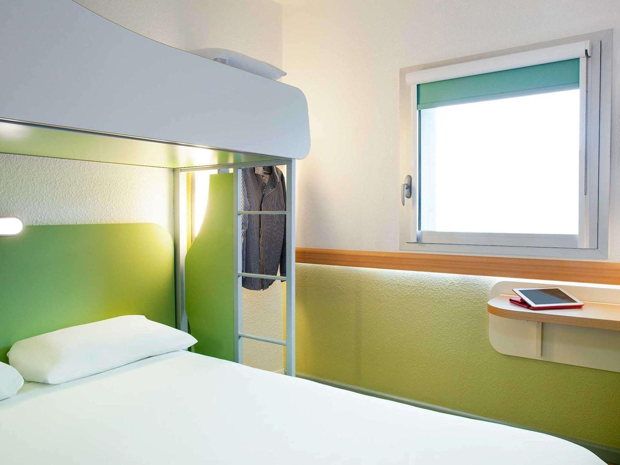 Ibis Budget Биконсфилд Экстерьер фото
